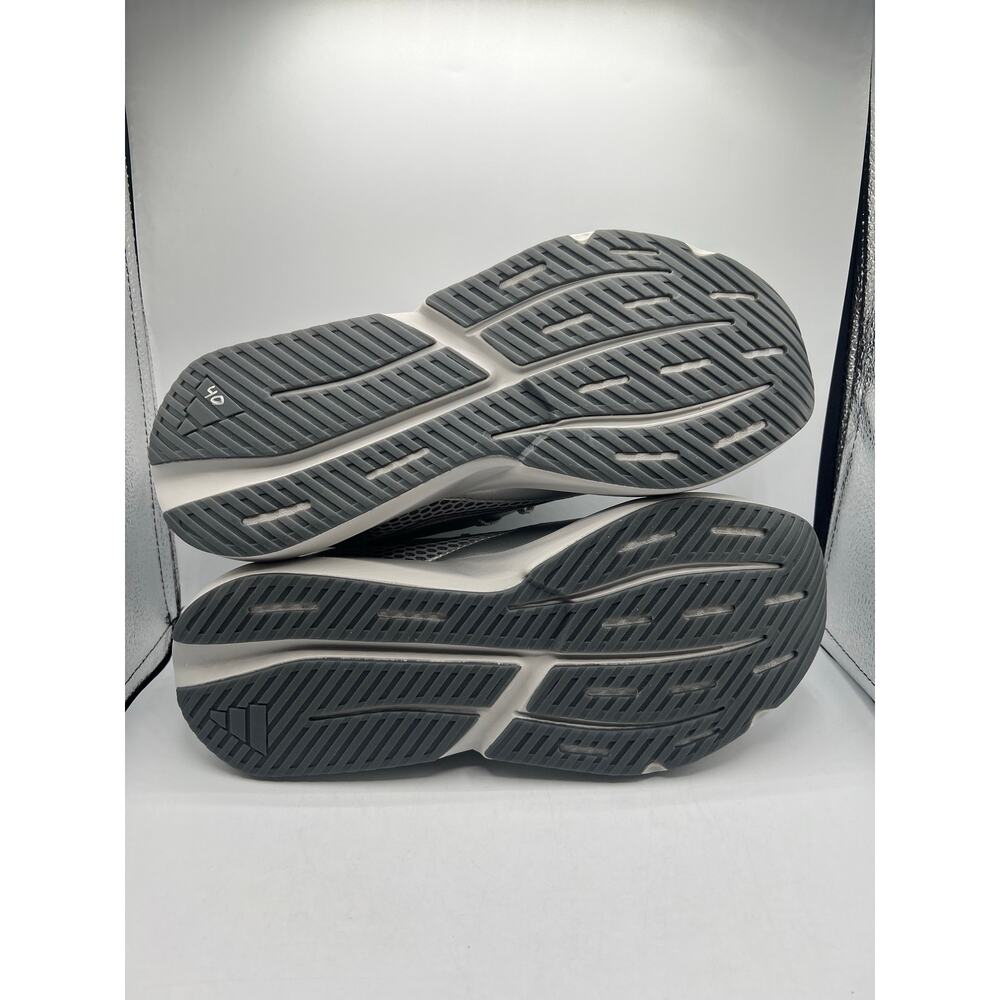 Mercedes-AMG Petronas Formula One Team X Adidas Lightblaze “Matte Silver” - Picture 5 of 8